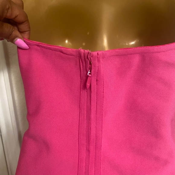 Fashion Nova bandage feather dresses - Picture 5 of 11